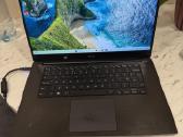 Dell xps 15 9560