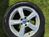 Volvo originalus ratlankiai su padangomis - nuotraukos Nr. 7