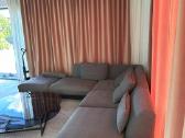 Parduodama minkšta kampinė sofa su kavos staliuku - nuotraukos Nr. 2