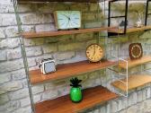 Vintažinės mid century pakabinamos lentynos