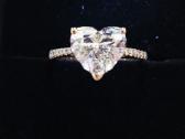 14 kt geltono Aukso Žiedas su 3.05ct Deimantu