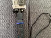 Veiksmo kamera Gopro Hero 4 su lazda/powebanku