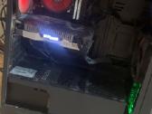 Stacionarus Pc Su monitorium