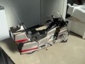 Motociklo modelis Honda Goldwing 1500 Se1:6 ma - nuotraukos Nr. 11