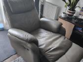 Odinė 3-vietė sofa ir fotelis su redlaineriais - nuotraukos Nr. 8