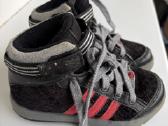 Dovanoju vaikiškus batus ( Adidas ir Clarks) - nuotraukos Nr. 2
