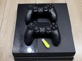 Playstation 4 nulaužtas 2 pulteliai