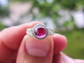 Sidabrinis žiedas su natūraliu Rhodolite Granatu