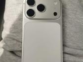 iPhone 17 pro 256gb 100% baterija
