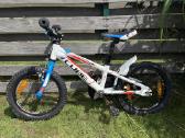 Cube Race 160 dviratukas