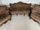 Klasikinio stiliaus komplektas sofa ir 2 foteliai