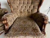 Klasikinio stiliaus komplektas sofa ir 2 foteliai - nuotraukos Nr. 6