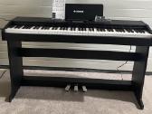 Pianinas su stovu