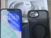 iPhone 16e juodas