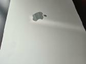 MacBook air 15-inch M3 2024