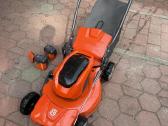 Husqvarna savaeige zoliapjove,trimeris 6 men. naud