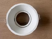 Minimalistiniai įleidžiami šviestuvai