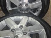Suzuki r15 diskai su vasarinem gerom padangom
