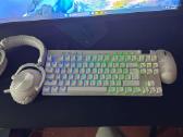 Devicve komplektas logitech