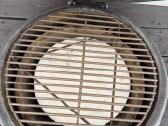 Kamado bono minimo su stalu - nuotraukos Nr. 5