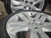 R17 peugeot diskai su vasarinem padangom - nuotraukos Nr. 5