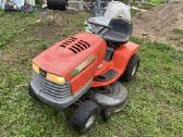 Sodo traktoriukas Scotts 1642h