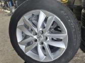 Peugeot r17 5-108 diskai su vasarinem padangom
