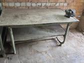 Metaliniai tarybiniai darbastaliai, spinta. - nuotraukos Nr. 5