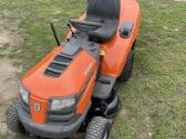 Sodo traktoriukas Husqvarna Ct151