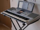 Yamaha Psr-e323 sintezatorius su stovu