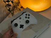 Xbox One S su pulteliu ir zaidimais - nuotraukos Nr. 5