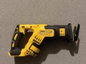 Tai Dewalt Dcs367 Xr 18v Brushless kompaktiškas ak