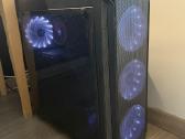 Parduodu desktop'ą (i7 9700k, 32gb, Rtx2060, 3tb)