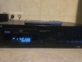Sony cdp-797 CD grotuvas su distanciniu pultu.