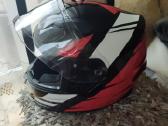 Uždaras moto šalmas - nuotraukos Nr. 2