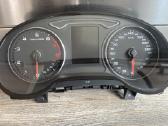 Audi a3 spidometras/prietaisu skydelis