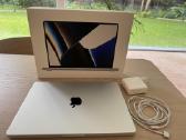 MacBook Pro 14" M1 Pro 16gb/512gb Silver