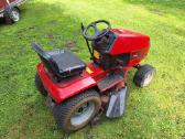 Toro Wheel Horse 265 sodo traktoriukas - nuotraukos Nr. 8