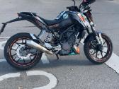 KTM duke 125