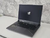 Asus Rog Strix G16 *Rtx 5070ti*