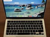 MacBook Air M2 16ram 250ssd 87%