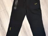 Naujos Nike Nocta kelnės