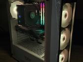 Pc su Rtx 4070 , Ryzen 7 5800x , 32gb