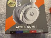 Steelseries arctis nova 1