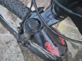 Parduodu specialized rockhopper dvirati . - nuotraukos Nr. 2