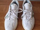 Adidas kedai - nuotraukos Nr. 3