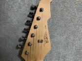 Parduodu elektrinę gitarą „vision“ su kolonėle. - nuotraukos Nr. 2