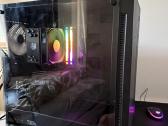 Parduodamas gaming komplektas
