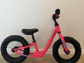 Specialized Hotwalk balansinis dviratis