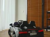 Automobilis vaikams Audi R8 Spyder - nuotraukos Nr. 3
